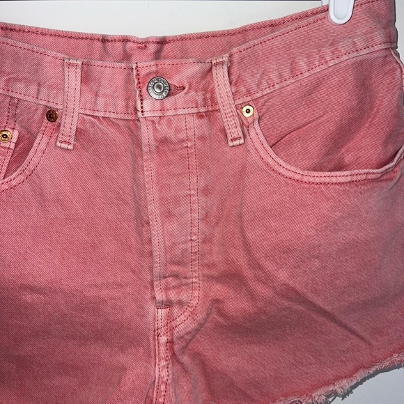 Levi's Pink 501 Original Denim Shorts size 30 - Picture 5 of 12